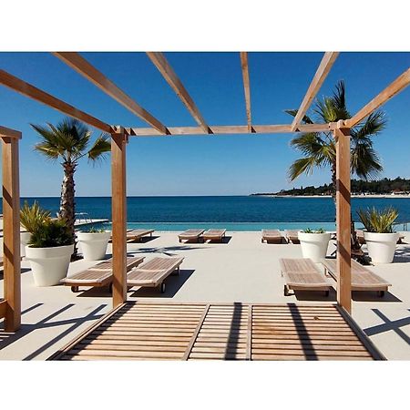 New!!! New Riva Luxury One - With Sunny Terrace & Big Garden Apartment Poreč Exterior foto